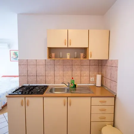 Kus, Biograd Biograd na Moru