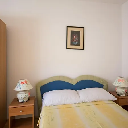 Vendégház Kus, Biograd