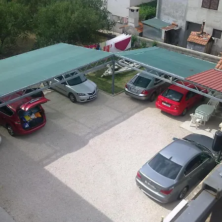 Kus, Biograd *